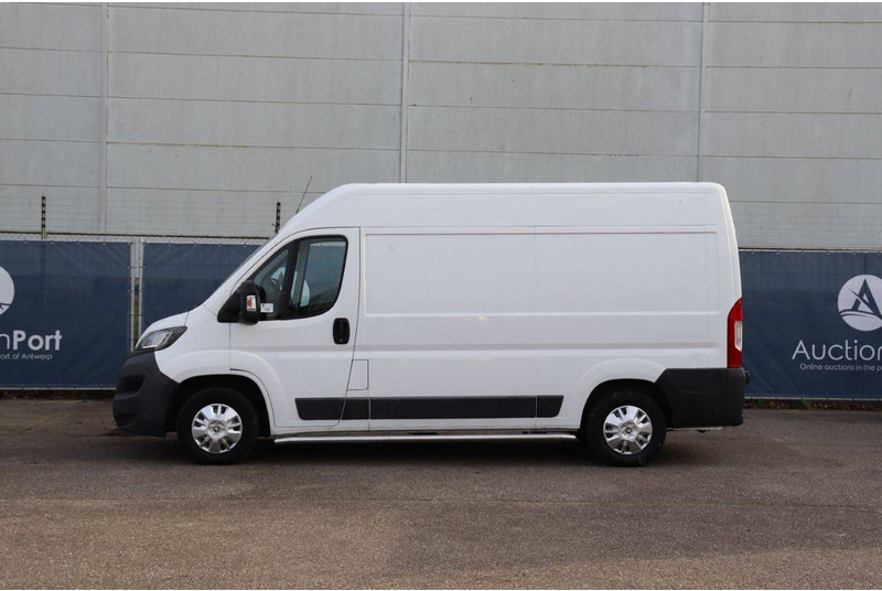 Peugeot Boxer - Panel van: picture 2 Peugeot Boxer - Panel van: picture 2