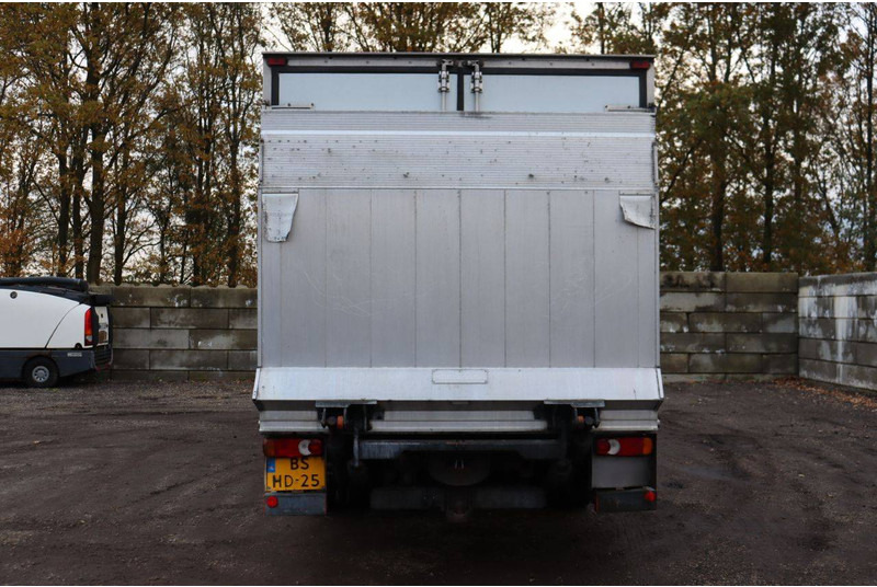 Renault MIDLUM 180-08/B - Refrigerated van: picture 5 Renault MIDLUM 180-08/B - Refrigerated van: picture 5