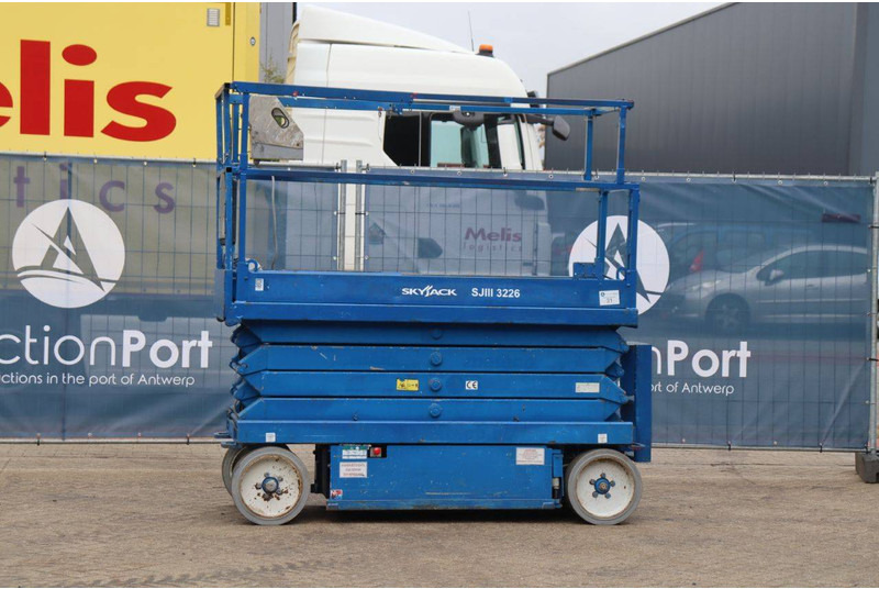 Skyjack SJIII 3226 - Scissor lift: picture 1 Skyjack SJIII 3226 - Scissor lift: picture 1