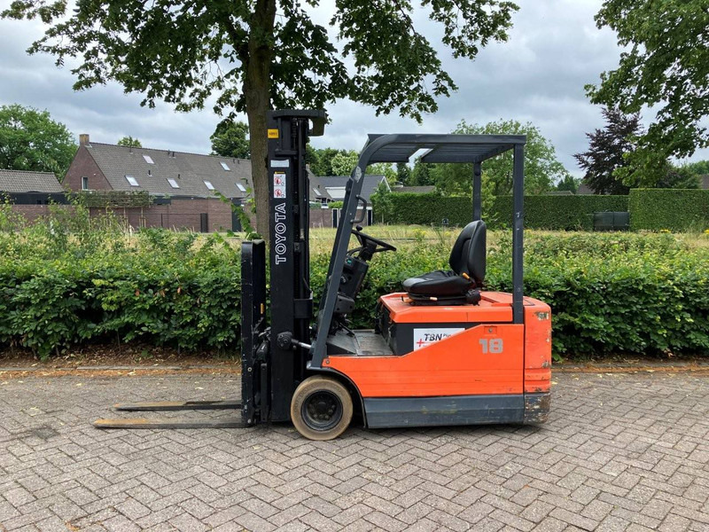 Toyota 5FBE18 - Electric forklift: picture 4 Toyota 5FBE18 - Electric forklift: picture 4