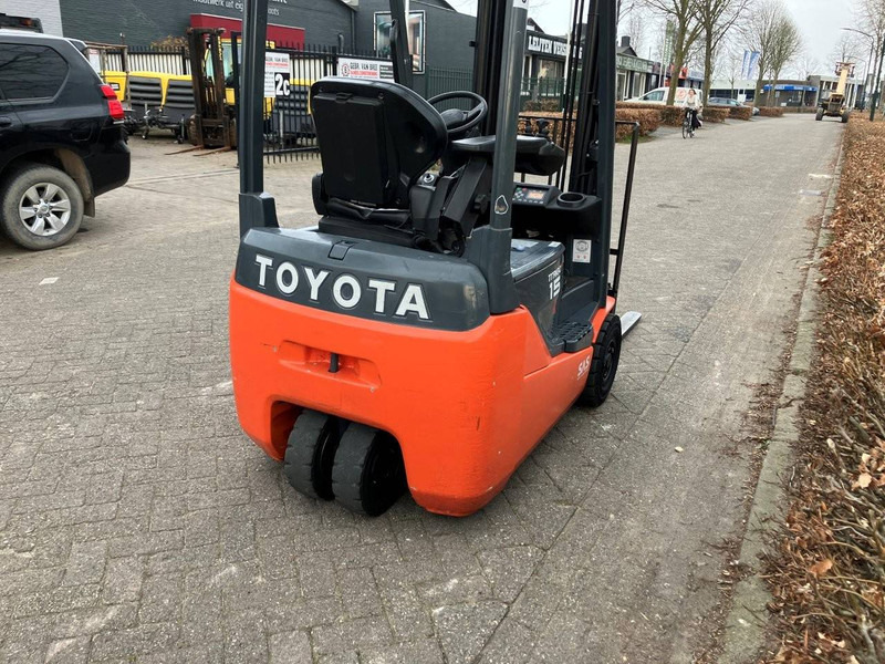 Toyota 8FBE15T - Electric forklift: picture 5 Toyota 8FBE15T - Electric forklift: picture 5