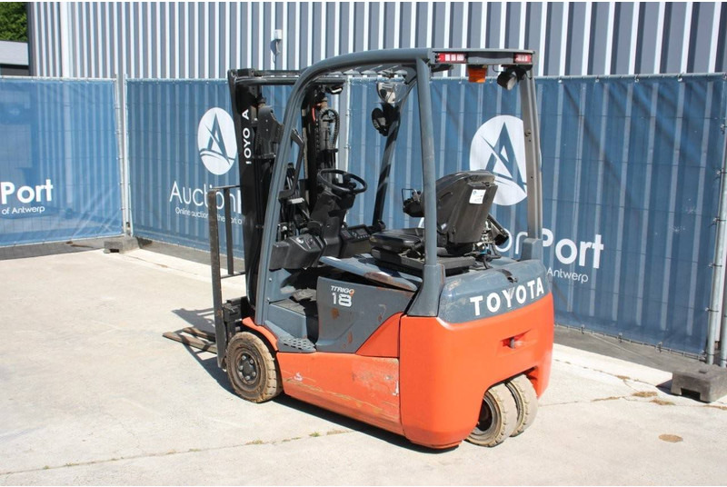 Toyota 8FBEK18T - Electric forklift: picture 3 Toyota 8FBEK18T - Electric forklift: picture 3