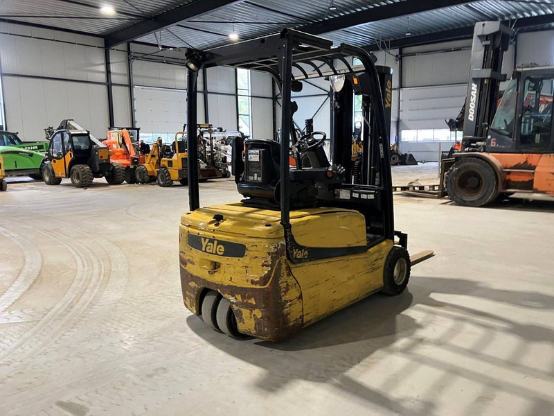 Yale ERP18VT LWB E2030 - Electric forklift: picture 5 Yale ERP18VT LWB E2030 - Electric forklift: picture 5