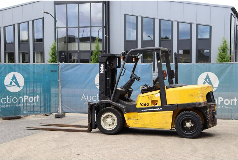 Yale GDP50MJ E2214 - Diesel forklift: picture 3 Yale GDP50MJ E2214 - Diesel forklift: picture 3
