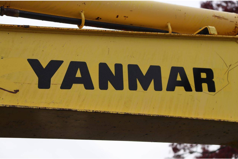 Crawler excavator Yanmar H6257: picture 15