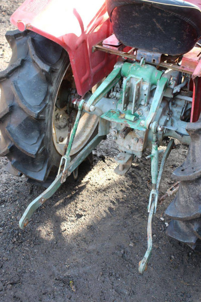 Farm tractor Yanmar YM2310: picture 18