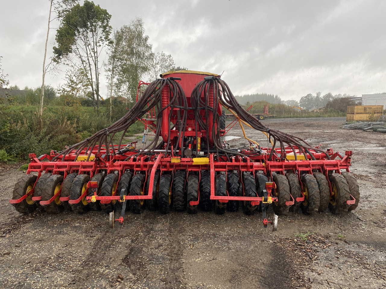 Vaderstad Rapid A600J - Seed drill: picture 3 Vaderstad Rapid A600J - Seed drill: picture 3
