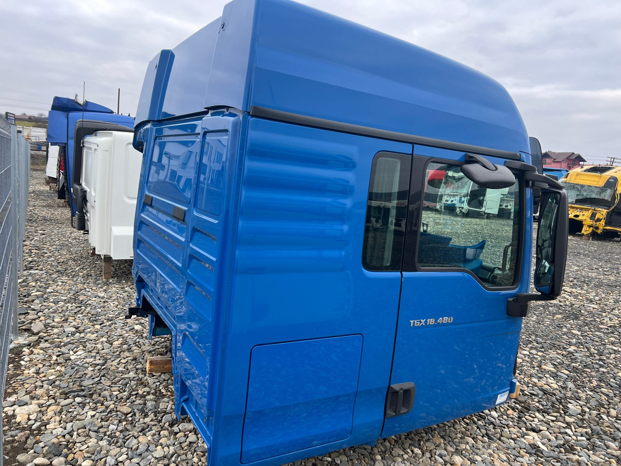 CABINA MAN TGX XLX - Cab for Truck: picture 4 CABINA MAN TGX XLX - Cab for Truck: picture 4