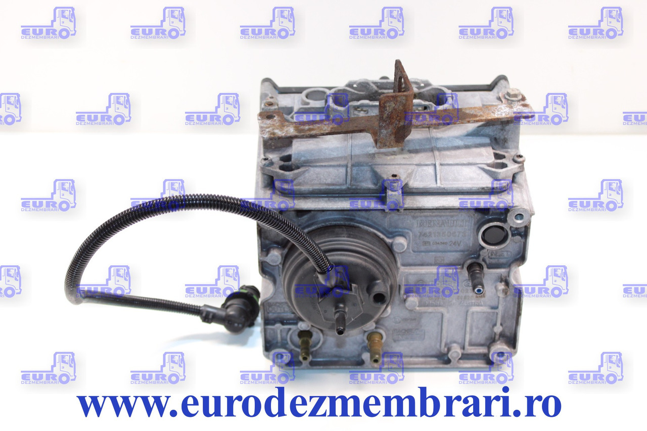 POMPA ADBLUE RENAULT PREMIUM 7421350673 7421582905 7422169013 7485020842 7421687109 7421911394 7422668889 - Exhaust system for Truck: picture 3 POMPA ADBLUE RENAULT PREMIUM 7421350673 7421582905 7422169013 7485020842 7421687109 7421911394 7422668889 - Exhaust system for Truck: picture 3