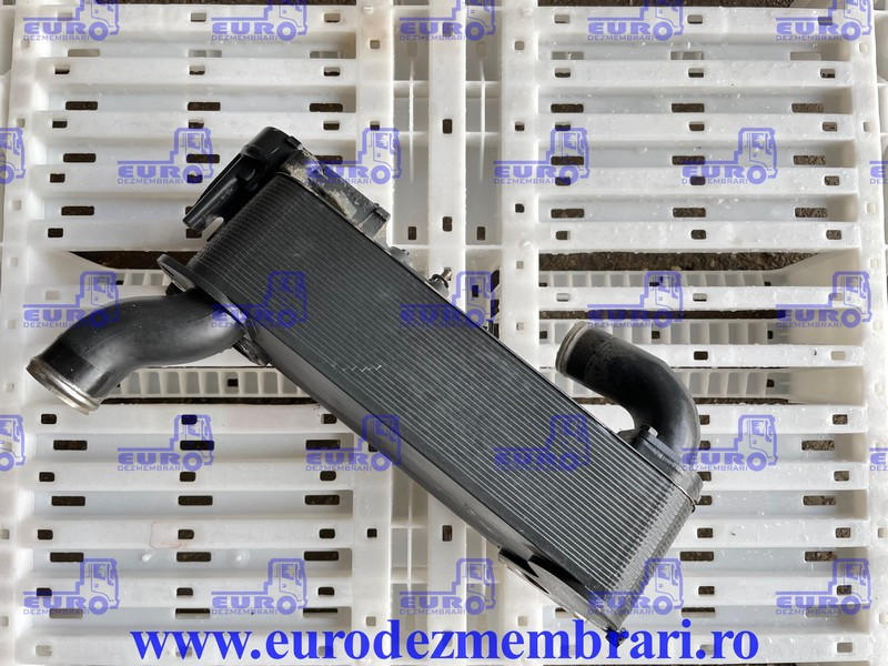 RADIATOR ULEI INTARDER TRAXON IVECO S-WAY 0501221840 - Oil cooler for Truck: picture 1 RADIATOR ULEI INTARDER TRAXON IVECO S-WAY 0501221840 - Oil cooler for Truck: picture 1