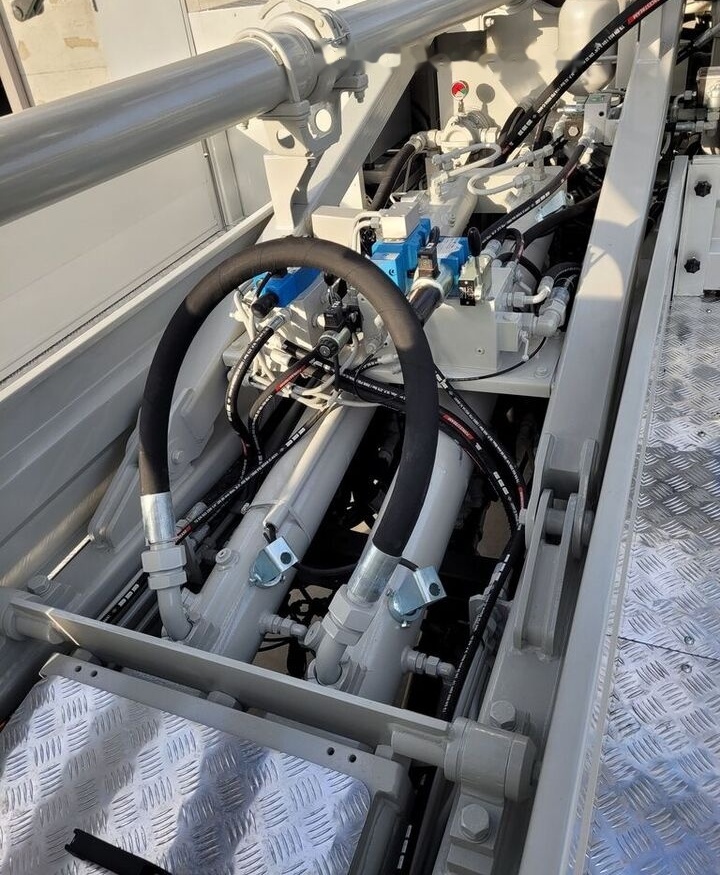 Mercedes-Benz New BMS BCP M22 ZX-4 on chassis - Concrete pump truck: picture 2 Mercedes-Benz New BMS BCP M22 ZX-4 on chassis - Concrete pump truck: picture 2