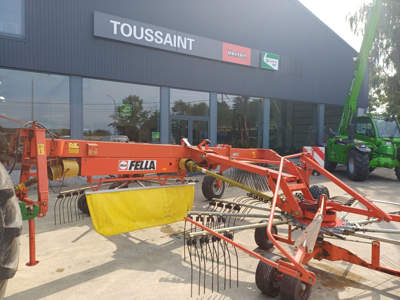 Fella TS800 - Tedder/ Rake: picture 1 Fella TS800 - Tedder/ Rake: picture 1