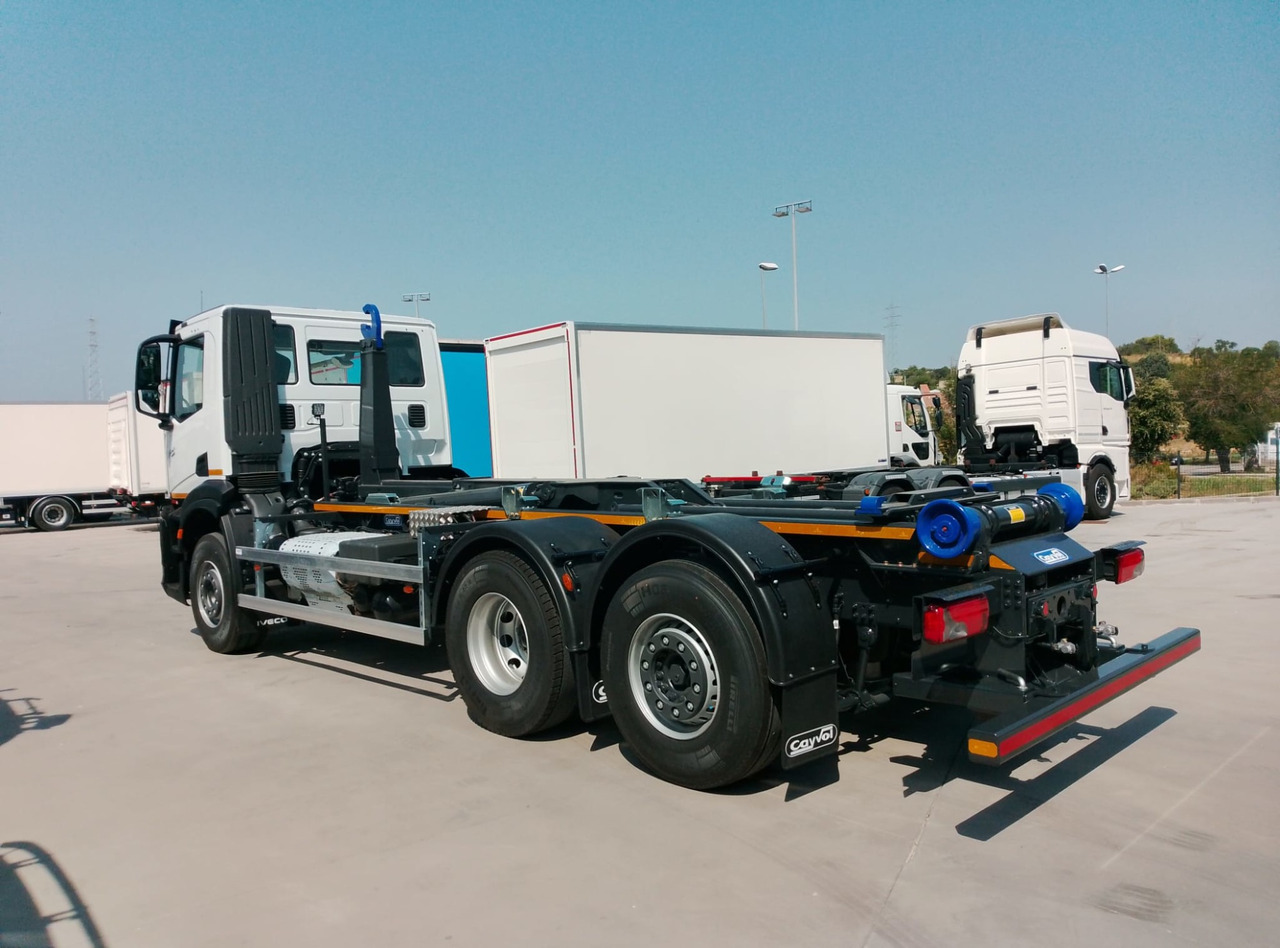 IVECO AD280X40 YPS ON X-WAY E6 (Hook Equipment) - Hook lift truck: picture 5 IVECO AD280X40 YPS ON X-WAY E6 (Hook Equipment) - Hook lift truck: picture 5
