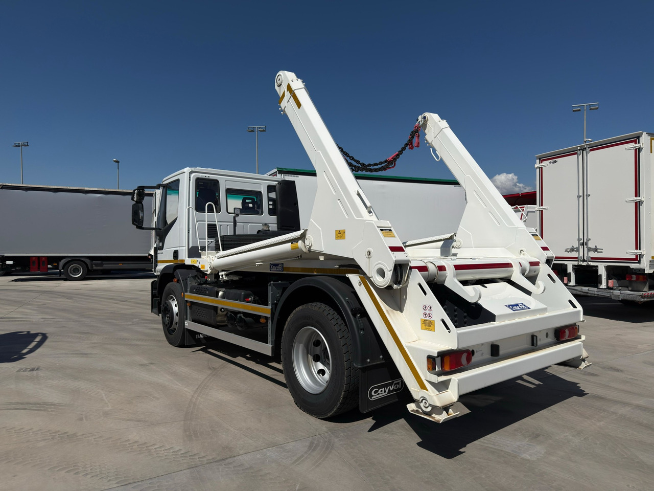 IVECO ML190E28L Eurocargo E6 (Track Equipment) - Skip loader truck: picture 4 IVECO ML190E28L Eurocargo E6 (Track Equipment) - Skip loader truck: picture 4