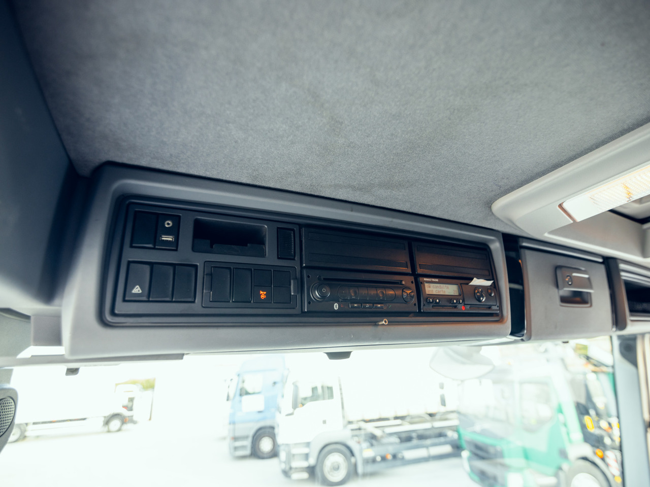 RENAULT C460 E6 (Chassis) on lease RENAULT C460 E6 (Chassis): picture 7