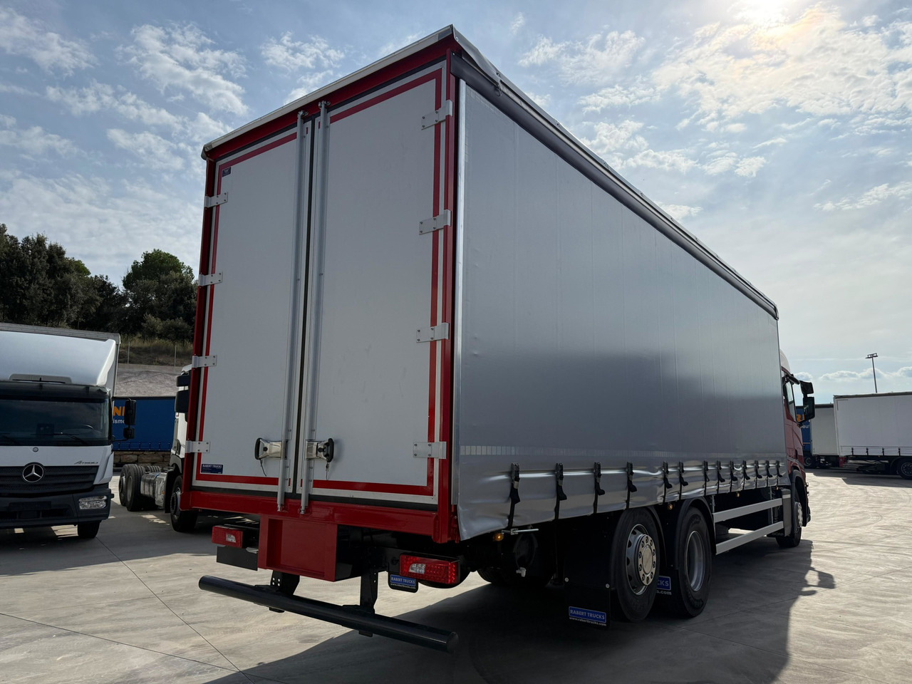 SCANIA R450 E6 (Tauliner) - Curtainsider truck: picture 3 SCANIA R450 E6 (Tauliner) - Curtainsider truck: picture 3