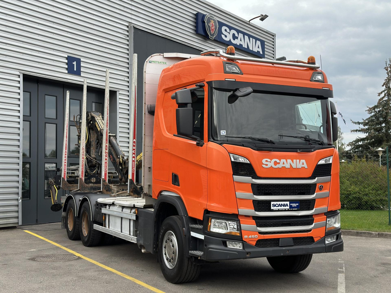SCANIA R 450 B6x4HZ - Cab chassis truck: picture 1 SCANIA R 450 B6x4HZ - Cab chassis truck: picture 1
