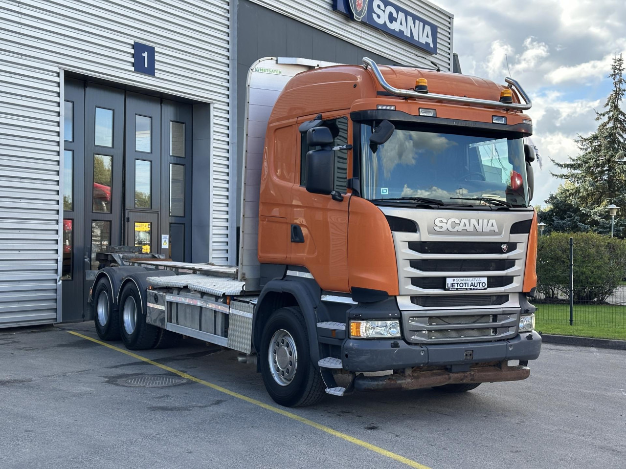 SCANIA R 450 CB6x4HHZ - Cab chassis truck: picture 1 SCANIA R 450 CB6x4HHZ - Cab chassis truck: picture 1