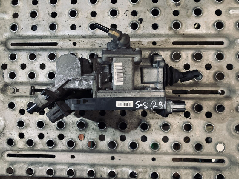 Iveco STRALIS - Valve: picture 1 Iveco STRALIS - Valve: picture 1