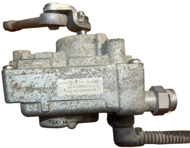 MAN 2021 - Electrical system: picture 3 MAN 2021 - Electrical system: picture 3