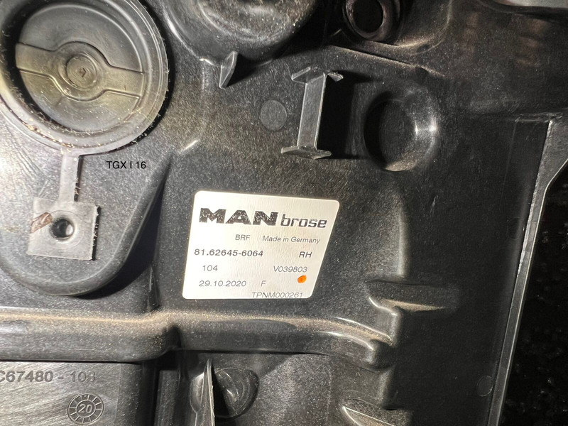 MAN - Window lift motor: picture 3 MAN - Window lift motor: picture 3