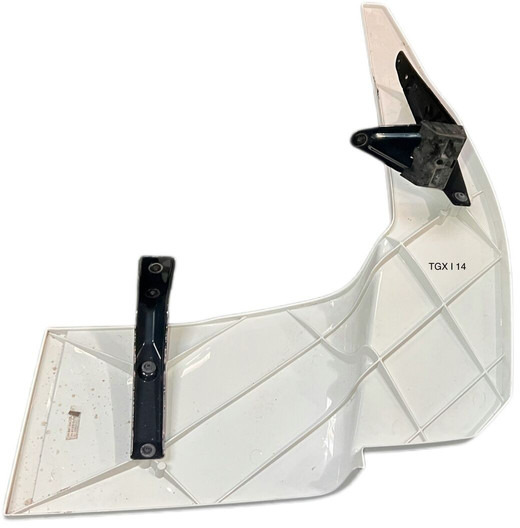 MAN - Aerodynamics/ Spoiler: picture 2 MAN - Aerodynamics/ Spoiler: picture 2