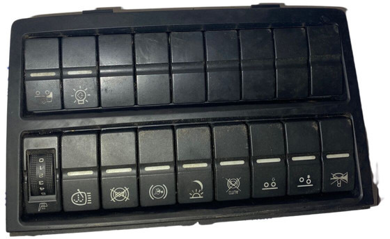 MAN - Dashboard: picture 1 MAN - Dashboard: picture 1