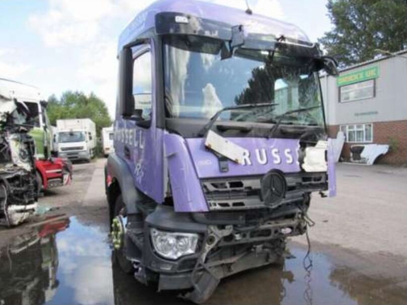 Mercedes-Benz - Tractor unit: picture 1 Mercedes-Benz - Tractor unit: picture 1