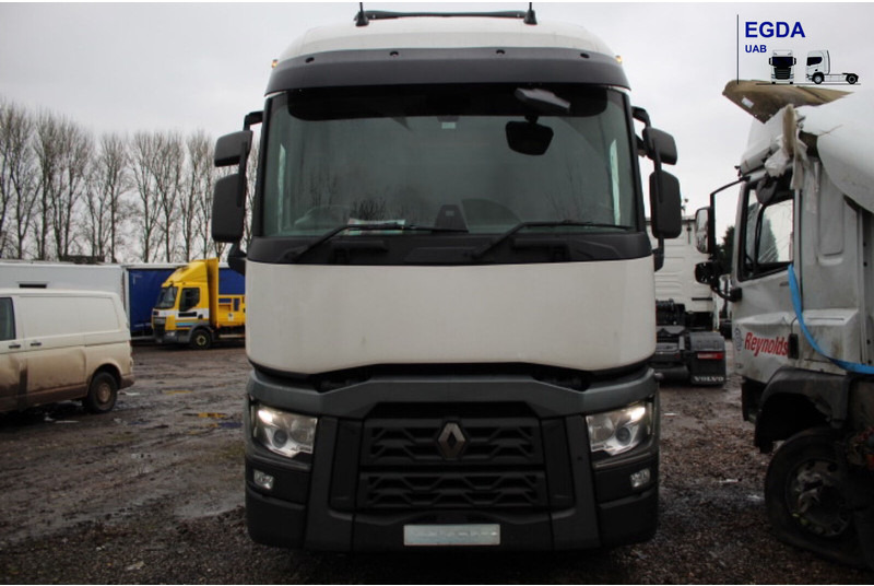 Renault - Tractor unit: picture 2 Renault - Tractor unit: picture 2