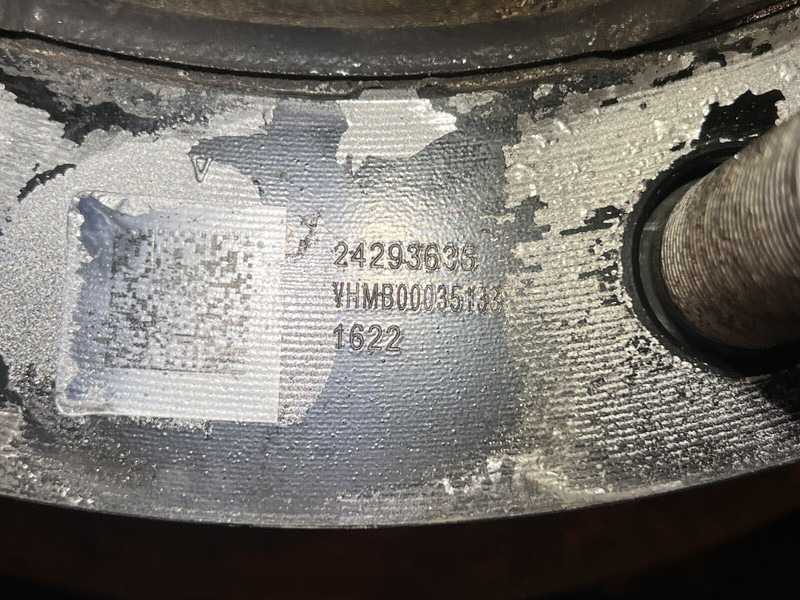 Volvo FH5/Aero - Wheel hub: picture 4 Volvo FH5/Aero - Wheel hub: picture 4