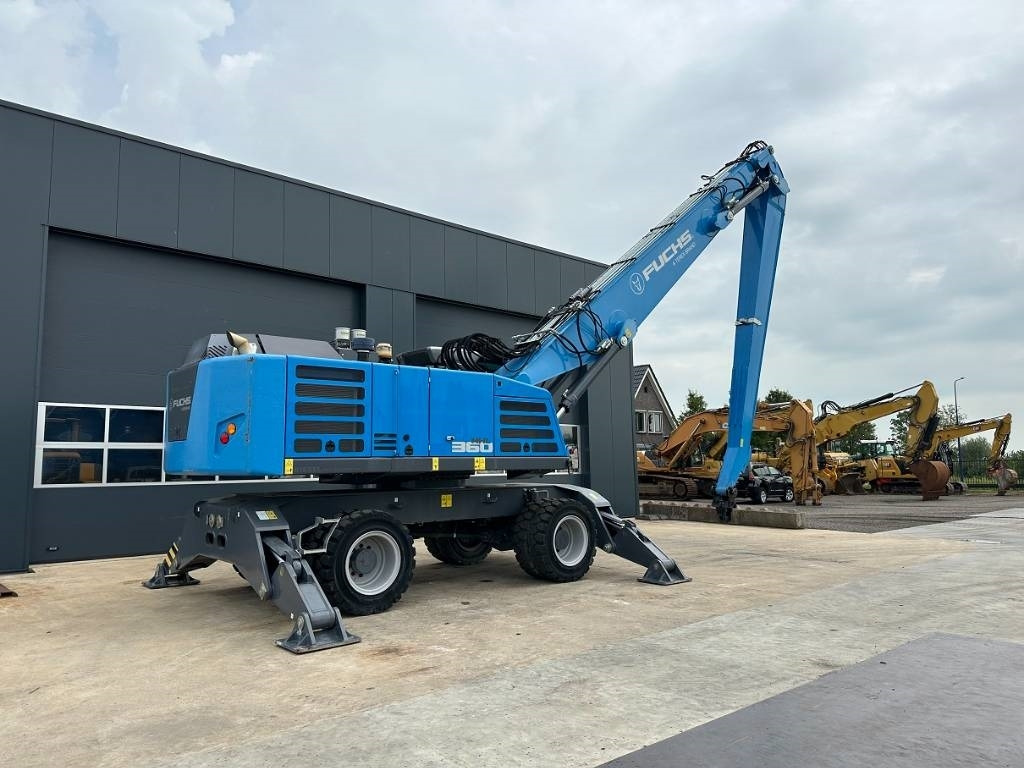 Fuchs MHL 360 F - Waste/ Industry handler: picture 2 Fuchs MHL 360 F - Waste/ Industry handler: picture 2