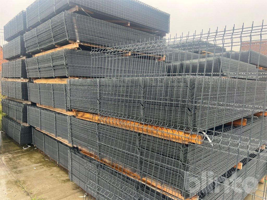 Antracit - 300 meter - Construction equipment: picture 1 Antracit - 300 meter - Construction equipment: picture 1