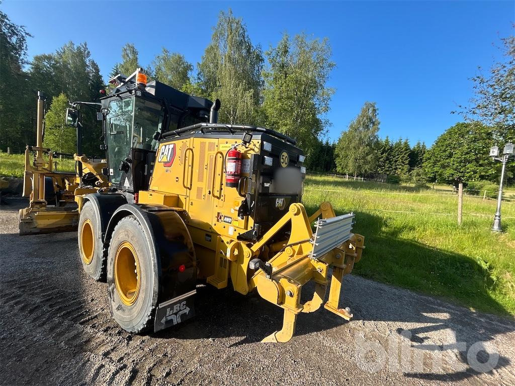 CATERPILLAR 120 AWD - Grader: picture 2 CATERPILLAR 120 AWD - Grader: picture 2