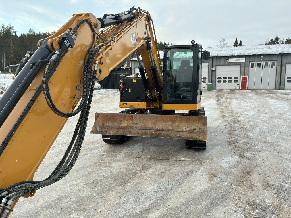 Cat 310 - Crawler excavator: picture 2 Cat 310 - Crawler excavator: picture 2