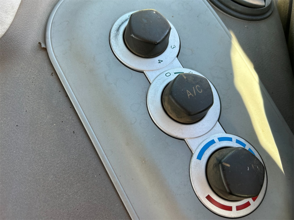 Farm tractor Deutz Fahr 7210 TTV (2012): picture 24 Farm tractor Deutz Fahr 7210 TTV (2012): picture 24