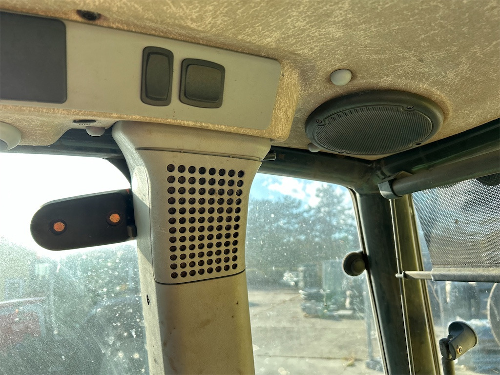 Farm tractor Deutz Fahr 7210 TTV (2012): picture 17 Farm tractor Deutz Fahr 7210 TTV (2012): picture 17