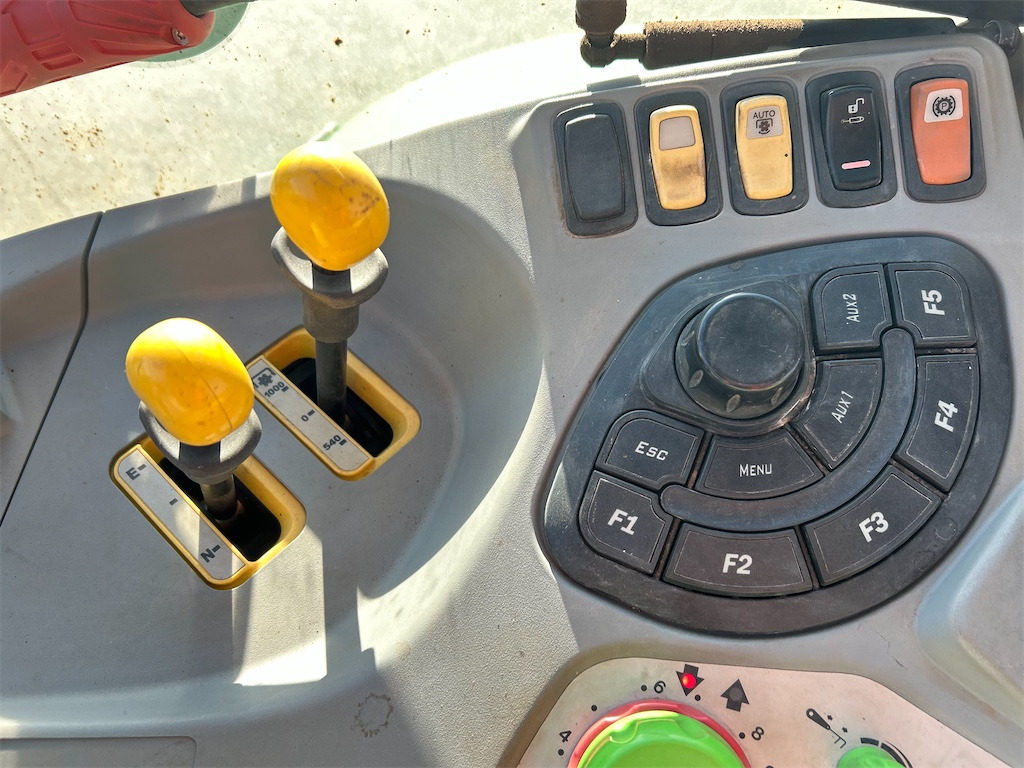 Farm tractor Deutz Fahr 7210 TTV (2012): picture 10 Farm tractor Deutz Fahr 7210 TTV (2012): picture 10