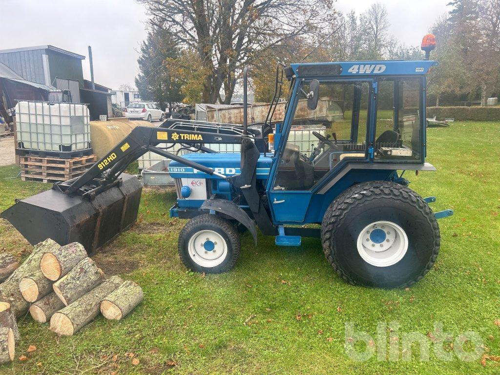 FORD 1910 4WD - Farm tractor: picture 5 FORD 1910 4WD - Farm tractor: picture 5