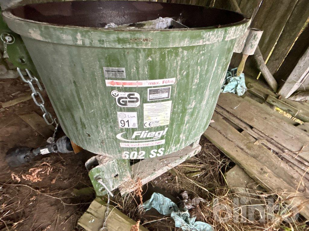 Fliegl 602 SS - Concrete mixer: picture 5 Fliegl 602 SS - Concrete mixer: picture 5