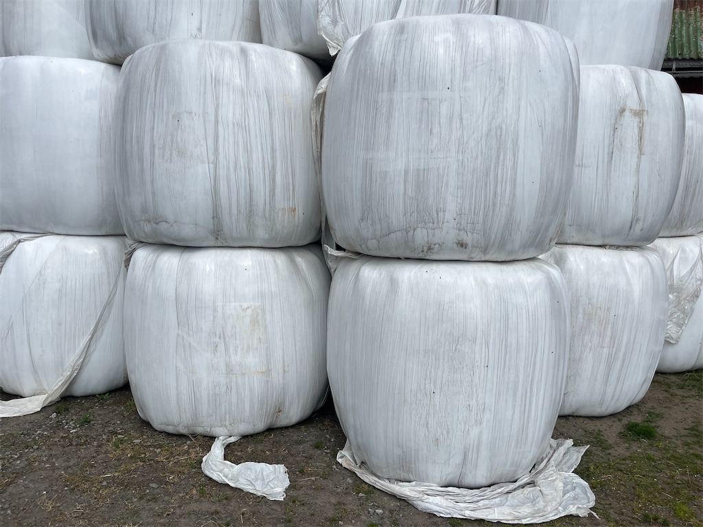 Hö 40 st balar - Silage equipment: picture 1 Hö 40 st balar - Silage equipment: picture 1