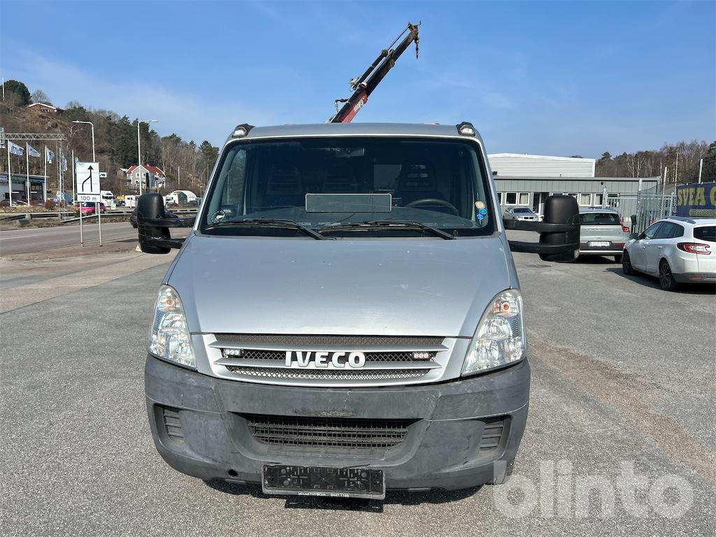 Iveco Daily 3.0HP - Flatbed van, Combi van: picture 3 Iveco Daily 3.0HP - Flatbed van, Combi van: picture 3
