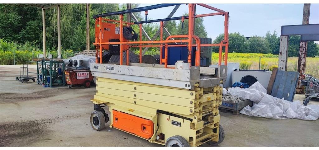 JLG 3246 ES - Scissor lift: picture 2 JLG 3246 ES - Scissor lift: picture 2