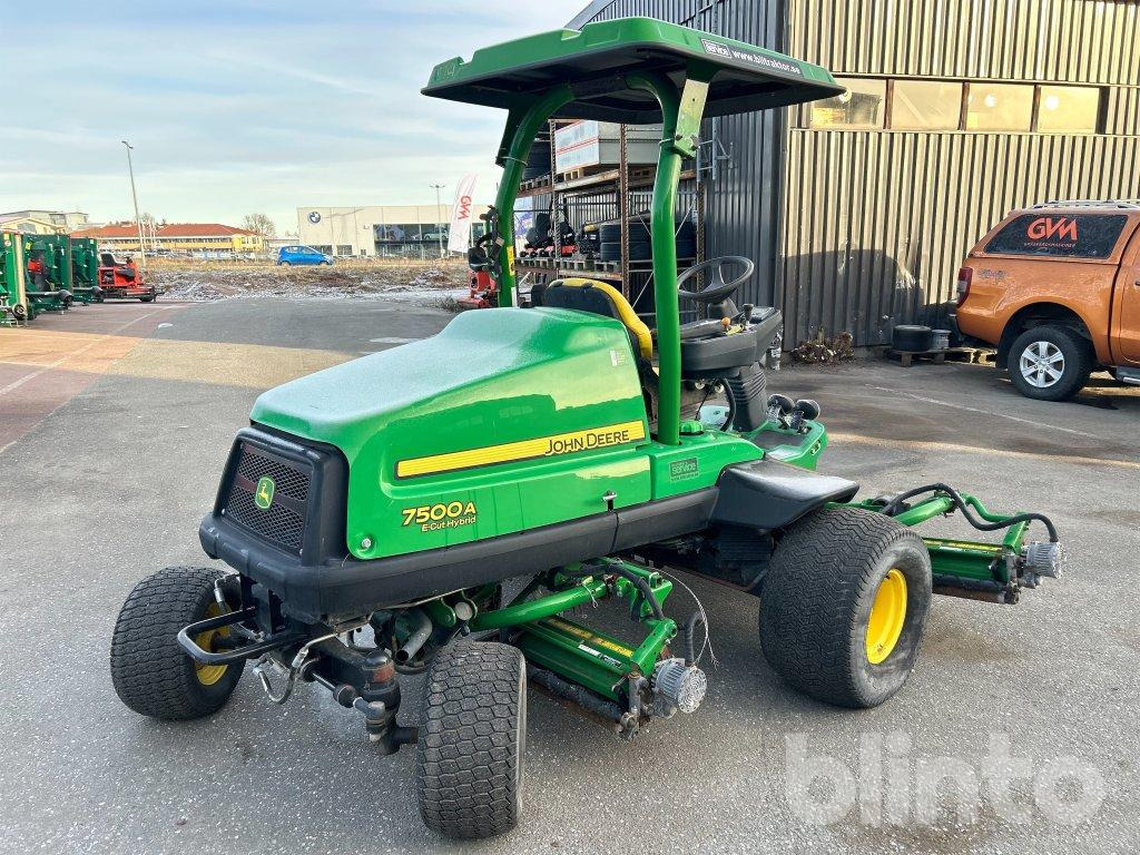 John Deere 7500A - Garden mower: picture 5 John Deere 7500A - Garden mower: picture 5