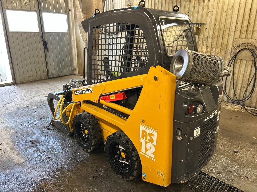 KATO IMER AS12 - Skid steer loader: picture 5 KATO IMER AS12 - Skid steer loader: picture 5