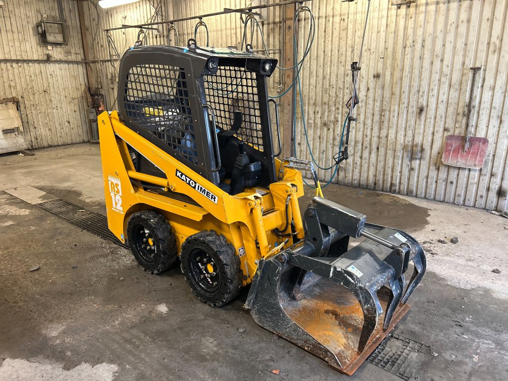 KATO IMER AS12 - Skid steer loader: picture 3 KATO IMER AS12 - Skid steer loader: picture 3