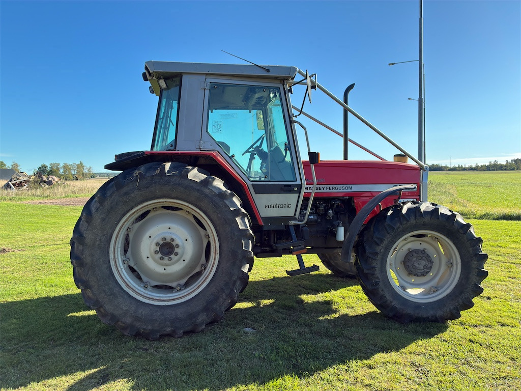 MF 3095 4WD - Farm tractor: picture 5 MF 3095 4WD - Farm tractor: picture 5