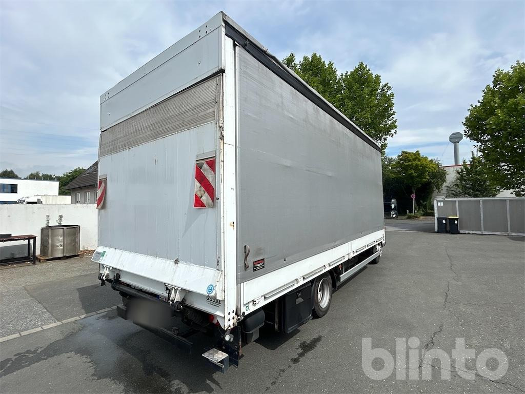 Mitsubishi Fuso Canter 7C15 - Curtain side van: picture 3 Mitsubishi Fuso Canter 7C15 - Curtain side van: picture 3