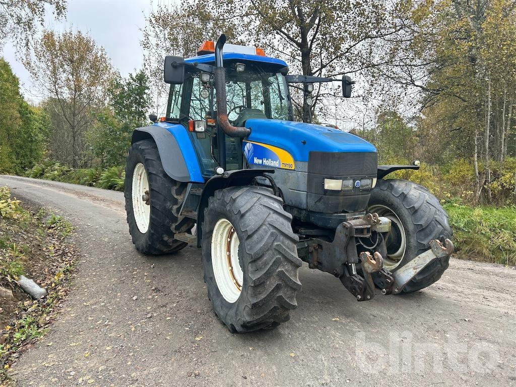 NEW HOLLAND TM190 4WD - Farm tractor: picture 2 NEW HOLLAND TM190 4WD - Farm tractor: picture 2