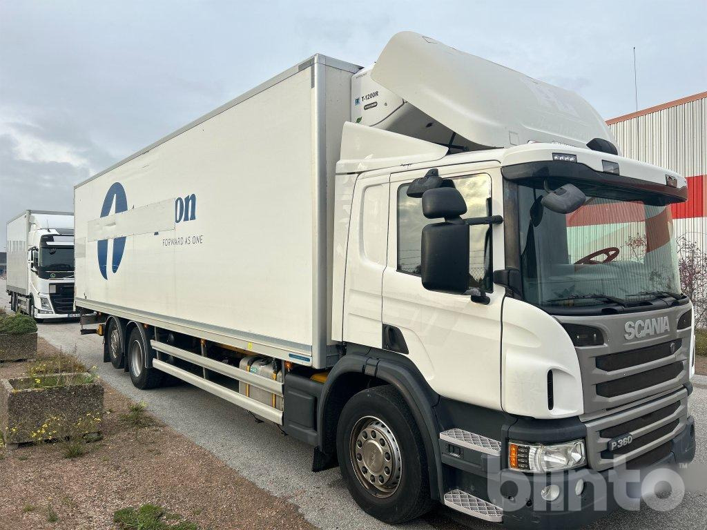 SCANIA P360LB6X2*4MNB - Refrigerator truck: picture 3 SCANIA P360LB6X2*4MNB - Refrigerator truck: picture 3