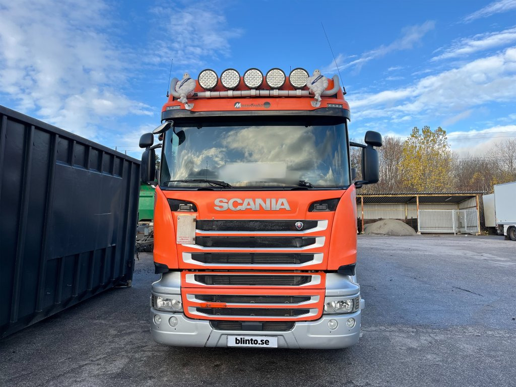 SCANIA R490LB6x2*4 - Hook lift truck: picture 2 SCANIA R490LB6x2*4 - Hook lift truck: picture 2